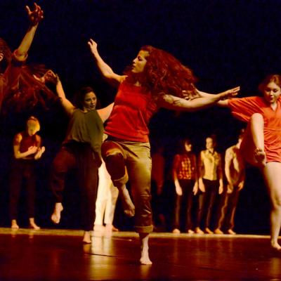 Fotografía de Talleres de danza contemporánea (representación 1) - Conservatorio de Danza