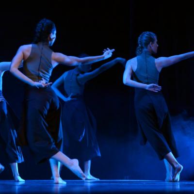 Fotografía de Talleres de danza contemporánea (representación 2) - Conservatorio de Danza