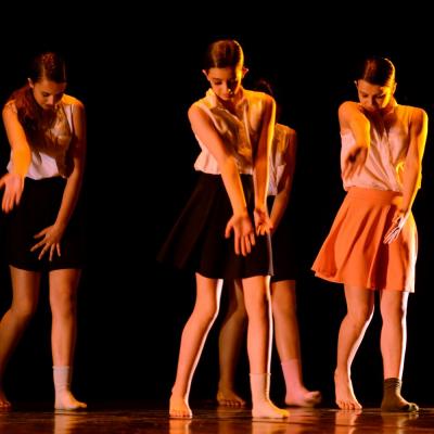 Fotografía de Talleres de danza contemporánea (representación 2) - Conservatorio de Danza