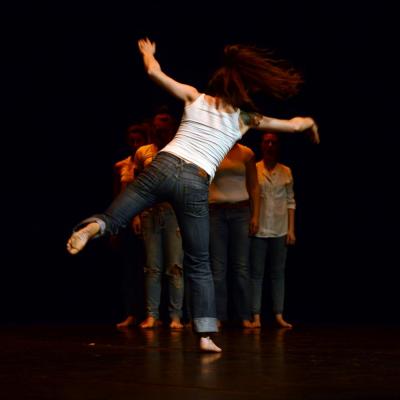 Fotografía de Talleres de danza contemporánea (representación 2) - Conservatorio de Danza