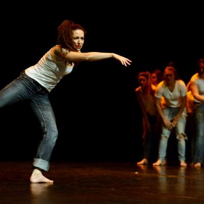 Fotografía de Talleres de danza contemporánea (representación 2) - Conservatorio de Danza