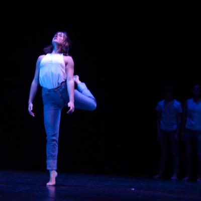Fotografía de Talleres de danza contemporánea (representación 2) - Conservatorio de Danza
