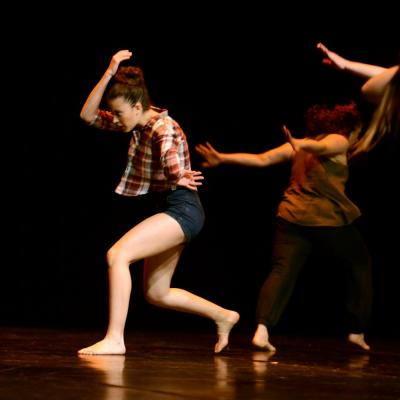 Fotografía de Talleres de danza contemporánea (representación 2) - Conservatorio de Danza