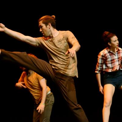 Fotografía de Talleres de danza contemporánea (representación 2) - Conservatorio de Danza