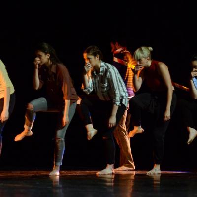 Fotografía de Talleres de danza contemporánea (representación 2) - Conservatorio de Danza