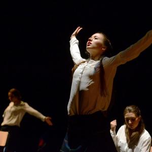 Fotografía de Equilibrios contrarios (estreno) - Conservatorio de Danza