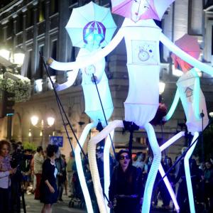Fotografía de Lumen, gigantes de luz.  - Yera Teatro