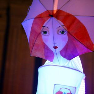 Fotografía de Lumen, gigantes de luz.  - Yera Teatro