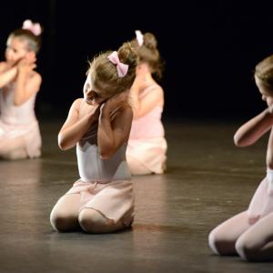 Fotografía de Muestra fin de curso (1-parte) - Escuela de danza y flamenco Lucía Guarnido