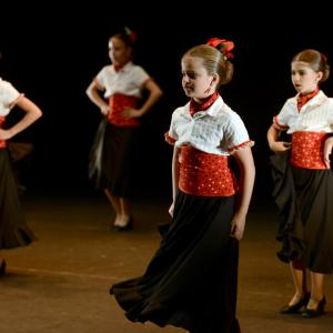 Fotografía de Muestra fin de curso (1-parte) - Escuela de danza y flamenco Lucía Guarnido