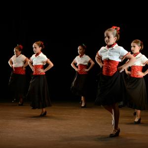 Fotografía de Muestra fin de curso (1-parte) - Escuela de danza y flamenco Lucía Guarnido