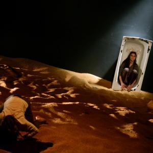 Fotografía de No deberíamos salir nunca de aquí - Teatro Ensalle