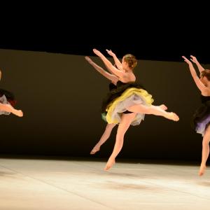 Fotografía de Ángeles felices - Conservatorio de Danza