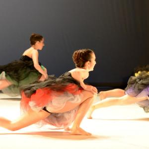 Fotografía de Ángeles felices - Conservatorio de Danza
