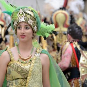 Fotografía de Desfiles de Moros y Cristianos en Cúllar (Moros) - Comparsas de moros y cristianos de Cúllar