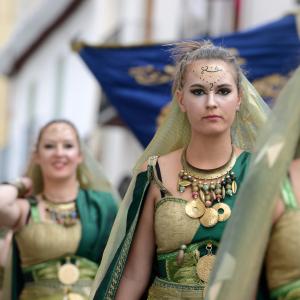 Fotografía de Desfiles de Moros y Cristianos en Cúllar (Moros) - Comparsas de moros y cristianos de Cúllar