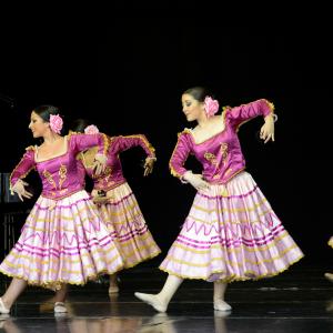 Fotografía de Muestra de Graduación en el Conservatorio de Danza - Conservatorio de Danza