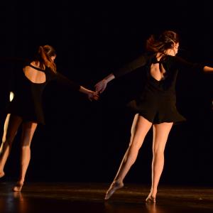 Fotografía de Talleres de Danza Contemporánea - Conservatorio de Danza