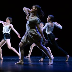 Fotografía de Talleres de Danza Contemporánea - Conservatorio de Danza