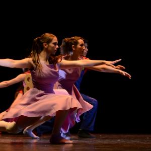 Fotografía de Talleres de Danza Contemporánea - Conservatorio de Danza