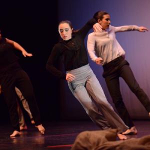 Fotografía de Conservatorio de danza: Talleres de Danza Contemporánea - Conservatorio de Danza