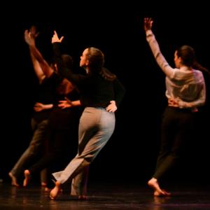 Fotografía de Conservatorio de danza: Talleres de Danza Contemporánea - Conservatorio de Danza