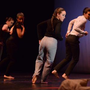 Fotografía de Conservatorio de danza: Talleres de Danza Contemporánea - Conservatorio de Danza