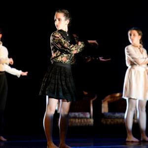Fotografía de Conservatorio de danza: Talleres de Danza Contemporánea - Conservatorio de Danza