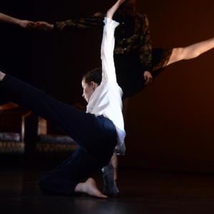 Fotografía de Conservatorio de danza: Talleres de Danza Contemporánea - Conservatorio de Danza