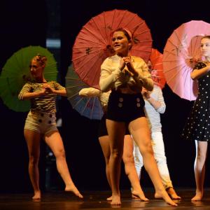 Fotografía de Conservatorio de danza: Talleres de Danza Contemporánea - Conservatorio de Danza