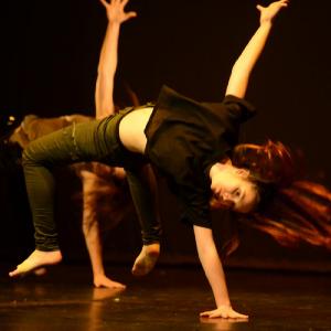 Fotografía de Conservatorio de danza: Talleres de Danza Contemporánea - Conservatorio de Danza