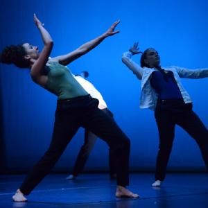 Fotografía de Conservatorio de danza: Talleres de Danza Contemporánea - Conservatorio de Danza