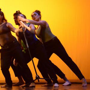 Fotografía de Conservatorio de danza: Talleres de Danza Contemporánea - Conservatorio de Danza