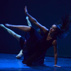 Fotografía de Conservatorio de danza: Talleres de Danza Contemporánea - Conservatorio de Danza