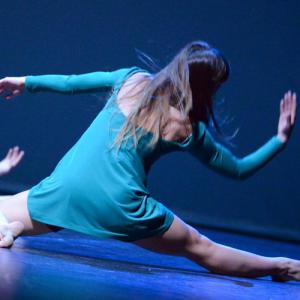 Fotografía de Conservatorio de danza: Talleres de Danza Contemporánea - Conservatorio de Danza