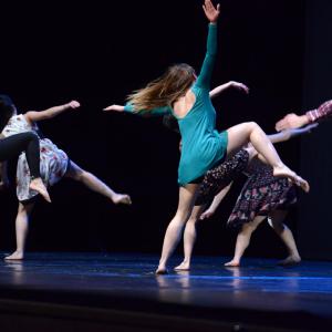 Fotografía de Conservatorio de danza: Talleres de Danza Contemporánea - Conservatorio de Danza