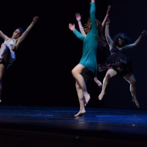 Fotografía de Conservatorio de danza: Talleres de Danza Contemporánea - Conservatorio de Danza