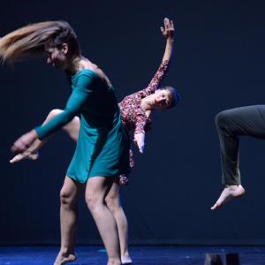 Fotografía de Conservatorio de danza: Talleres de Danza Contemporánea - Conservatorio de Danza