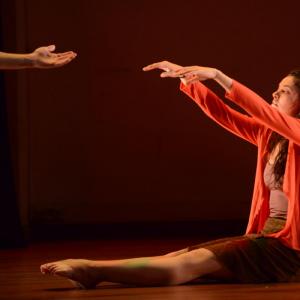 Fotografía de Multidanza y Grupo de Danza de la UGR: Interlunio - 4x4 Multidanza
