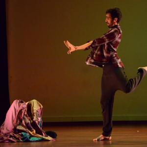 Fotografía de Multidanza y Grupo de Danza de la UGR: Interlunio - 4x4 Multidanza