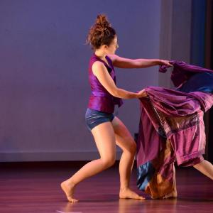 Fotografía de Multidanza y Grupo de Danza de la UGR: Interlunio - 4x4 Multidanza