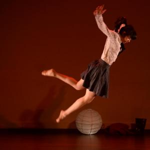 Fotografía de Multidanza y Grupo de Danza de la UGR: Interlunio - 4x4 Multidanza