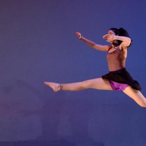 Fotografía de Multidanza y Grupo de Danza de la UGR: Interlunio - 4x4 Multidanza