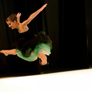 Fotografía de Fex 2014: Ángeles felices - Conservatorio de Danza