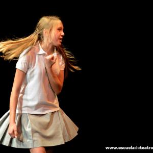 Fotografía de Amarillo Moliere - Escuela de Teatro de Granada