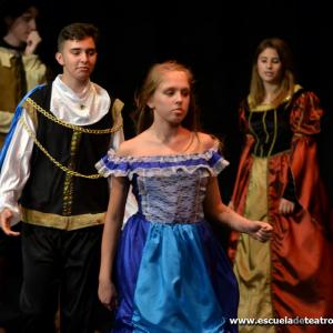 Fotografía de Amarillo Moliere - Escuela de Teatro de Granada