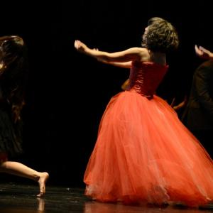 Fotografía de 12 Canción ingenua - Granada Tanz Teatro