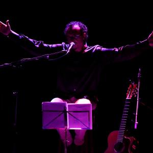 Fotografía de Juan Trova: Canciones para guitarra y banqueta - Juan Trova