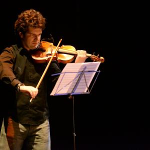 Fotografía de Juan Trova: Canciones para guitarra y banqueta - Juan Trova