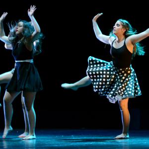 Fotografía de Conservatorio de Danza. Talleres 2013 de Danza Contemporánea - Conservatorio de Danza